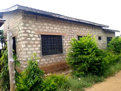 House for Sale in Kombani - Image 4