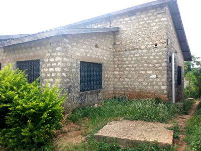 House for Sale in Kombani - Image 10