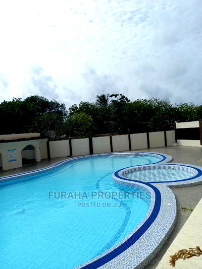 4bdrm Duplex in Nyali for Sale - Image 1