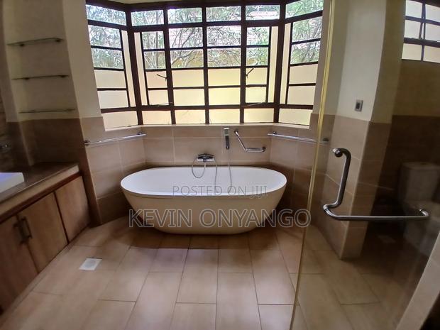 4bdrm Villa in Karen for rent