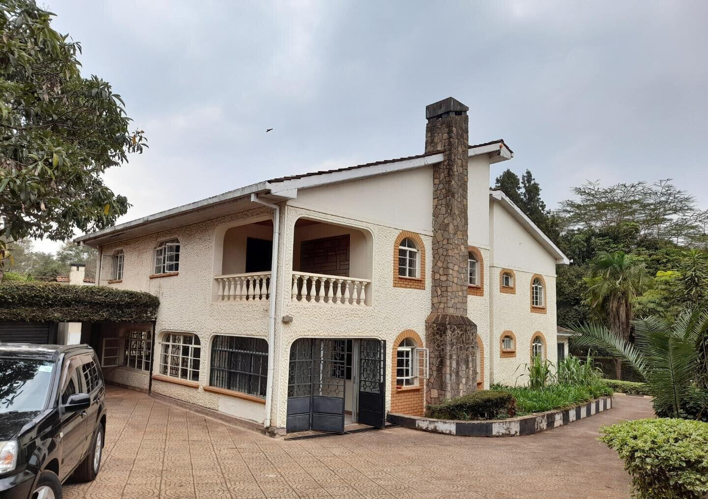 5BR Townhouse with DSQ & Mahogany Floors - Gigiri