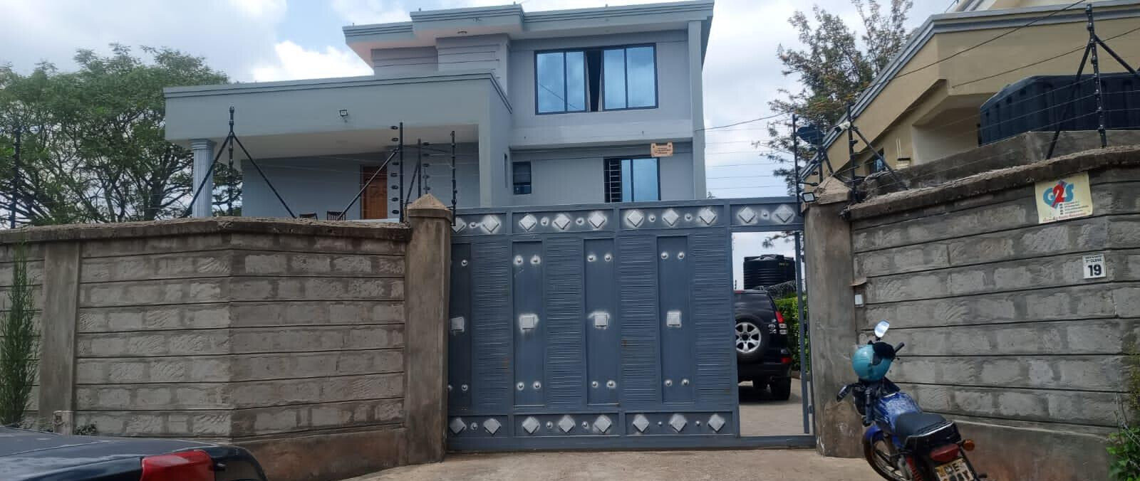 5-Ensuite Maisonette on 1/8 Acre – Kerarapon Drive, Karen