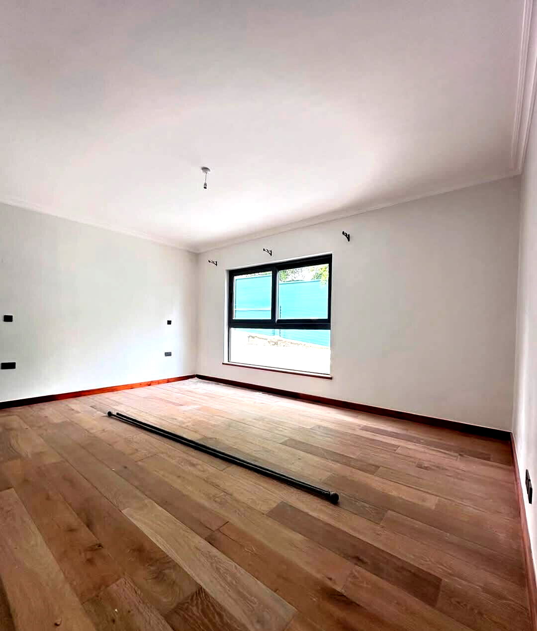 Ultra-Modern 5-Ensuite Townhouse with Rooftop Terrace - Lavington