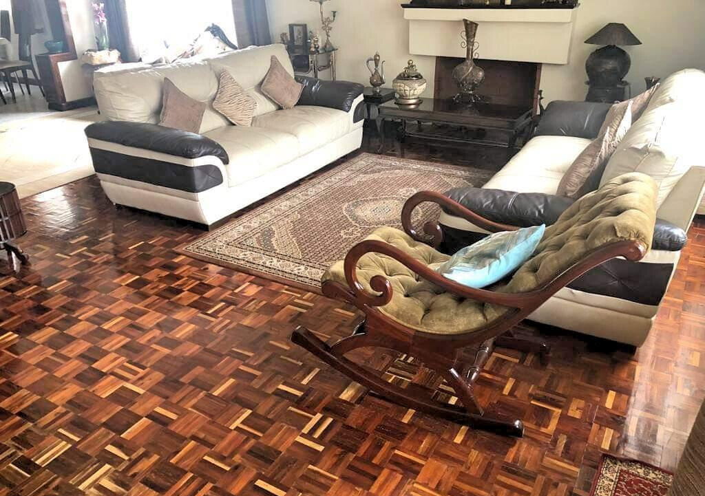 5BR Townhouse with DSQ & Separate Dining - Lavington