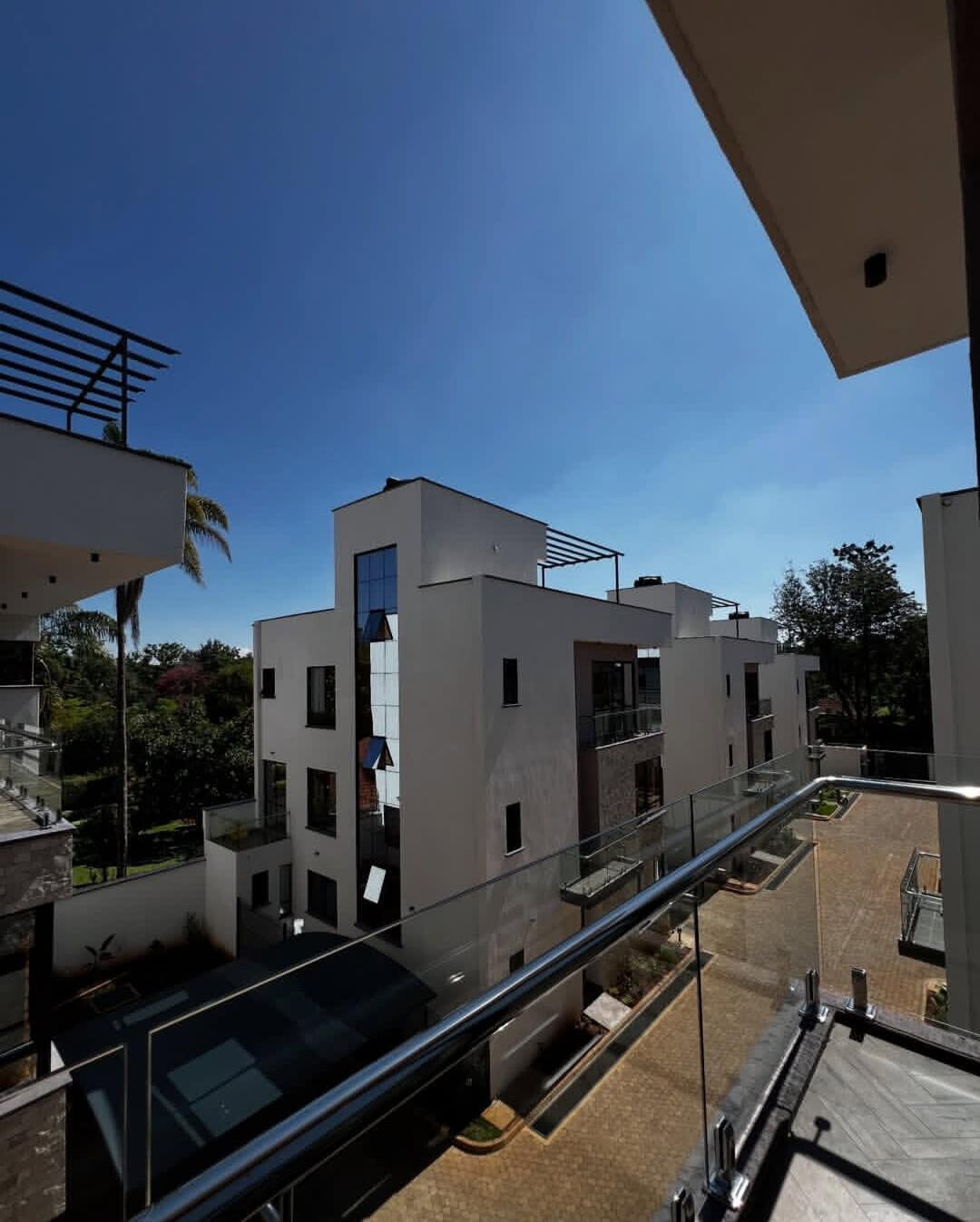 Newly Built 4-Ensuite Townhouse with DSQ & Walk-in Closet - Lavington
