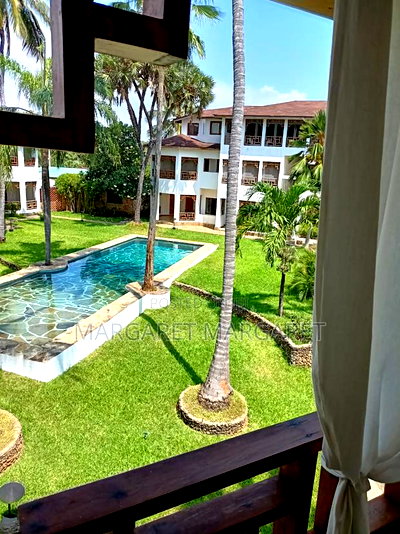 2bdrm Apartment in Shella Beach for sale - Image 6