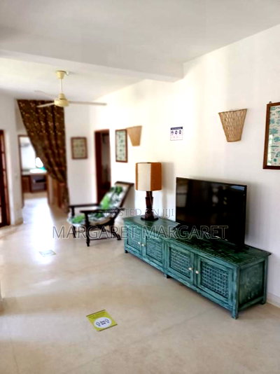 2bdrm Apartment in Shella Beach for sale - Image 3