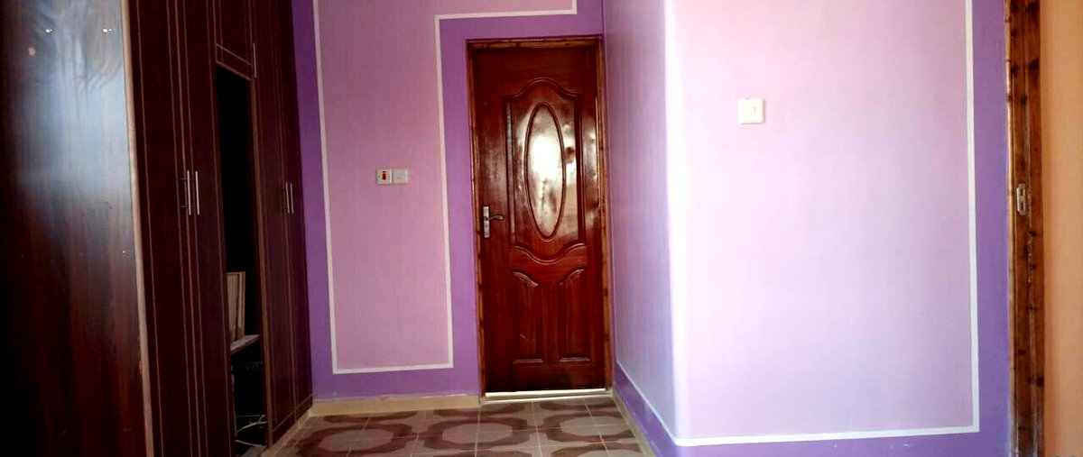 3BR Townhouse with Expansive Garden, 5 Mins from Kiserian Town