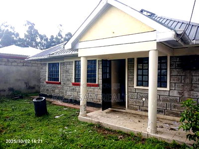 3bdrm Bungalow in Kiamunyi, Menengai West for sale - Image 12