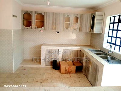 3bdrm Bungalow in Kiamunyi, Menengai West for sale - Image 5