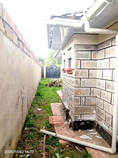 3bdrm Bungalow in Kiamunyi, Menengai West for sale - Image 14