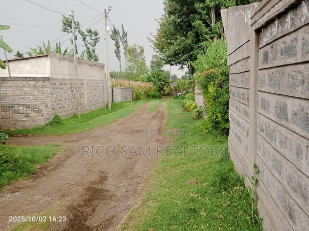 3bdrm Bungalow in Kiamunyi, Menengai West for sale