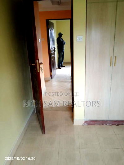 3bdrm Bungalow in Kiamunyi, Menengai West for sale - Image 11