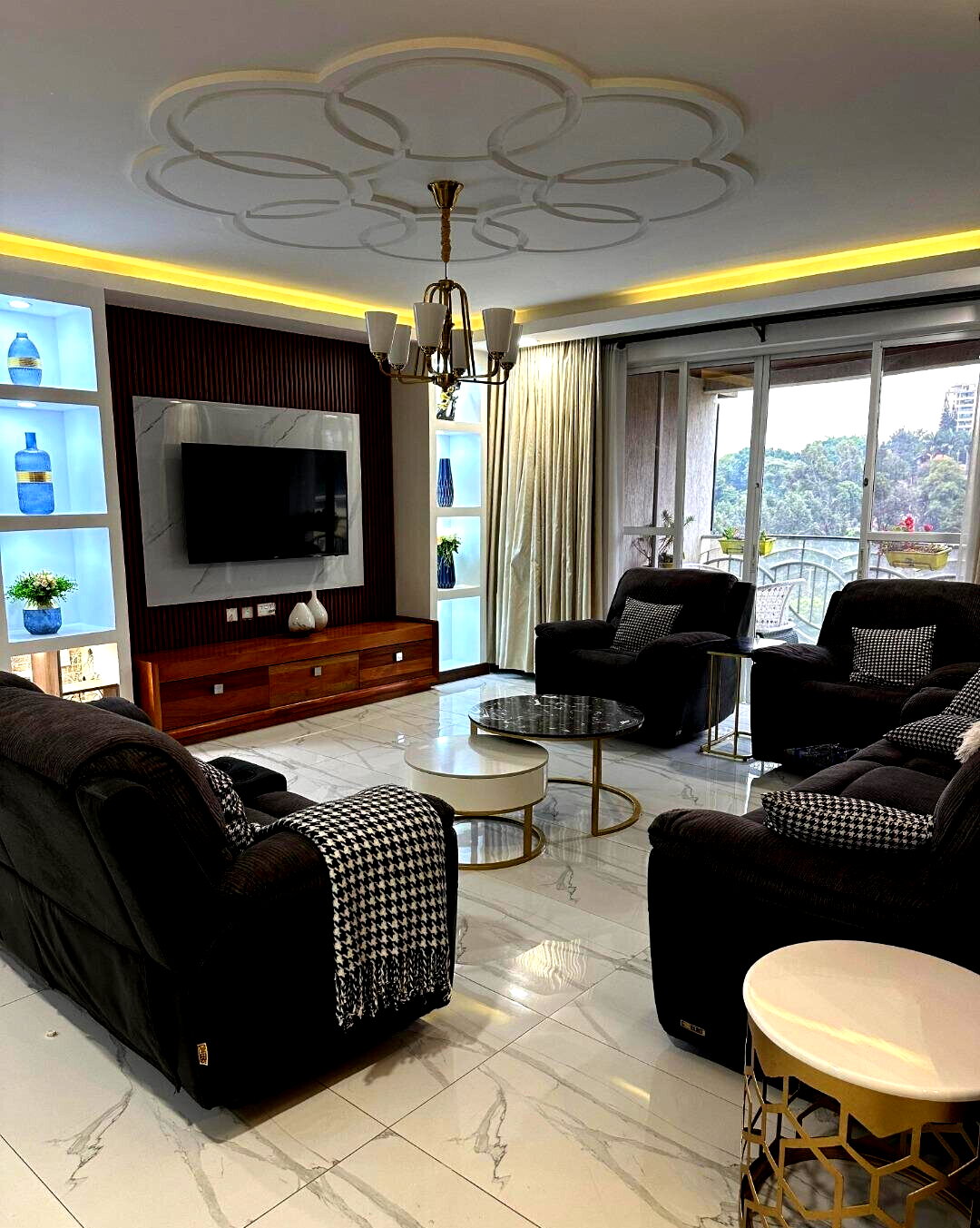 4BR All-Ensuite Duplex with Heated Pool & Sauna - Kilimani