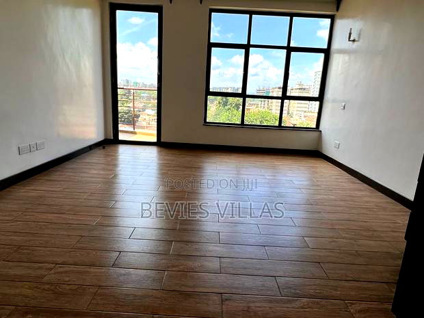 3bdrm Apartment in Parklands for sale