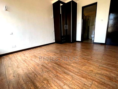3bdrm Apartment in Parklands for sale - Image 8