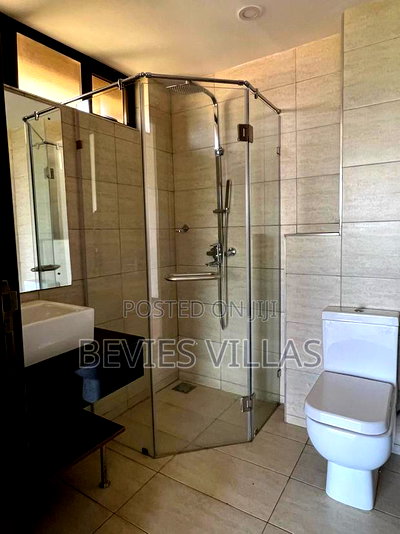 3bdrm Apartment in Parklands for sale - Image 7