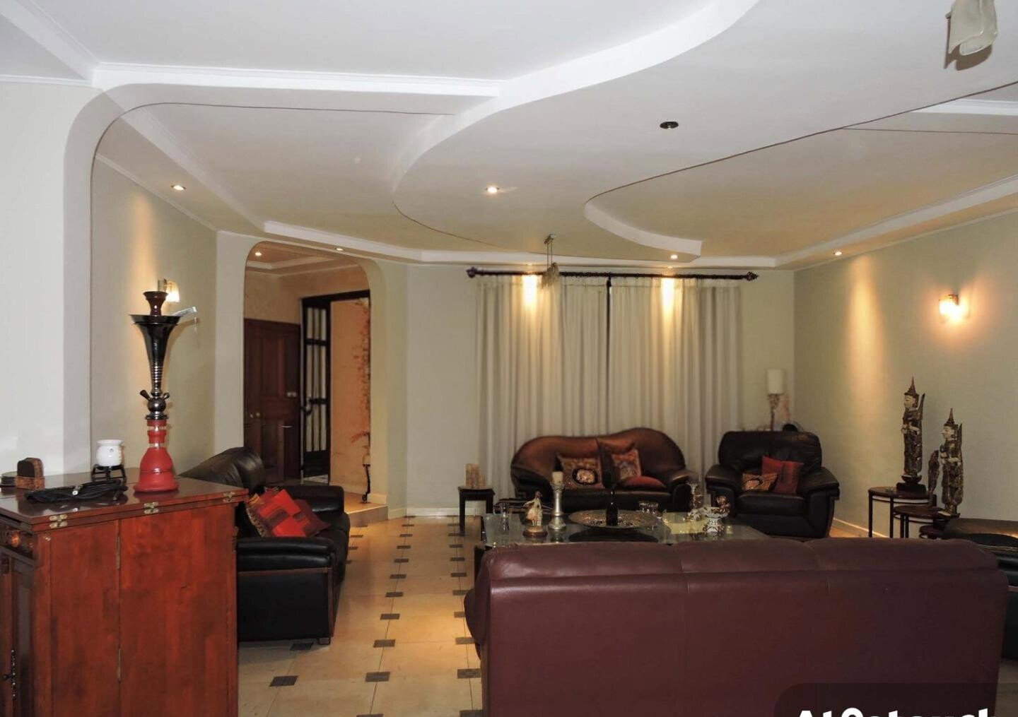 4-Ensuite Townhouse with Private Garden & DSQ - Spring Valley