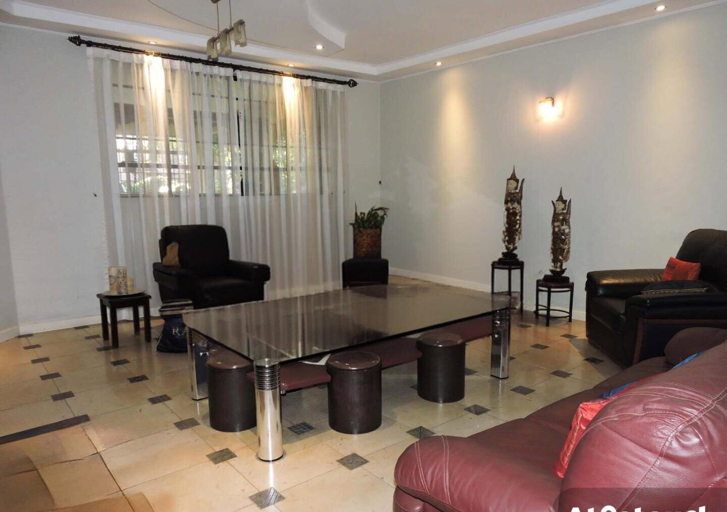 4-Ensuite Townhouse with Private Garden & DSQ - Spring Valley
