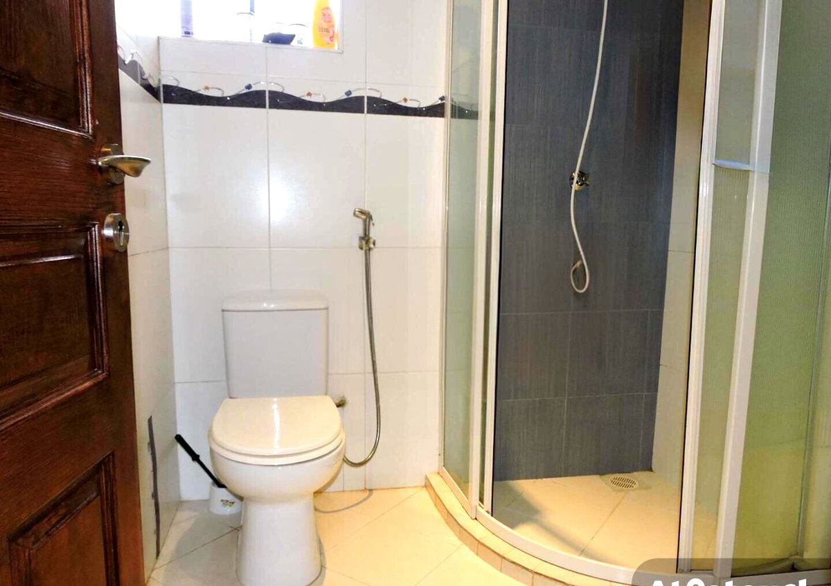 4-Ensuite Townhouse with Private Garden & DSQ - Spring Valley