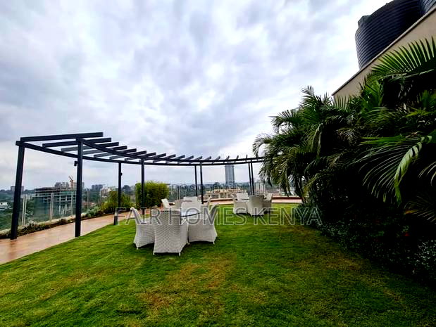 4bdrm Duplex in Riverside Drive for rent