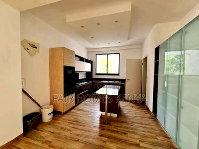 4bdrm Duplex in Riverside Drive for rent - Image 7