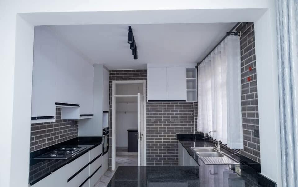 4BR Townhouse with Rooftop Terrace & Servant Quarter - Ongata Rongai