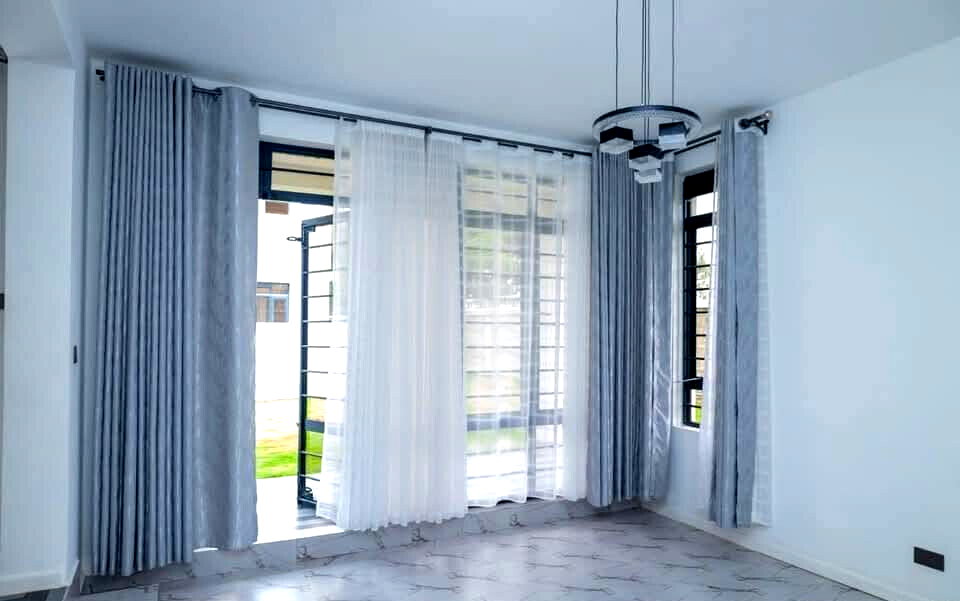 4BR Townhouse with Rooftop Terrace & Servant Quarter - Ongata Rongai