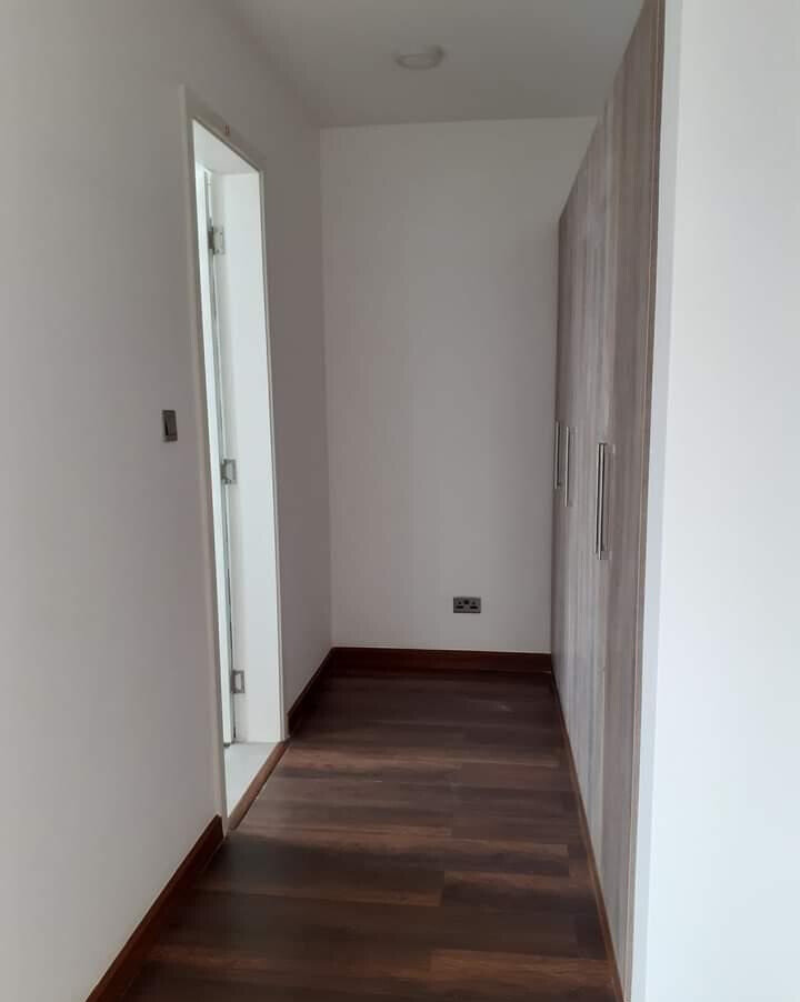 Cathedral Ceilings & Private Garden Townhouse - Lavington