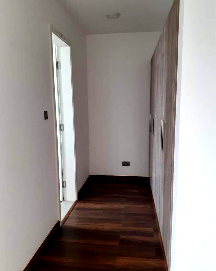Cathedral Ceilings & Private Garden Townhouse - Lavington