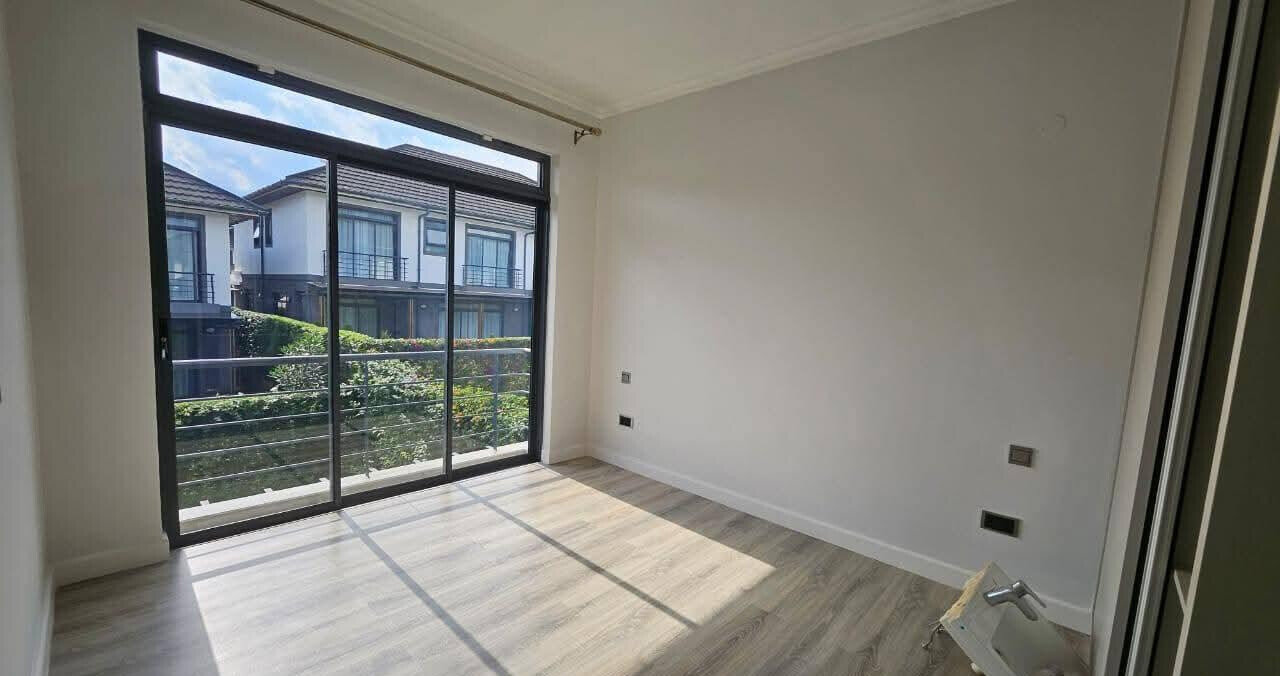 4BR All-Ensuite Townhouse with Pool & Gym Access - Runda