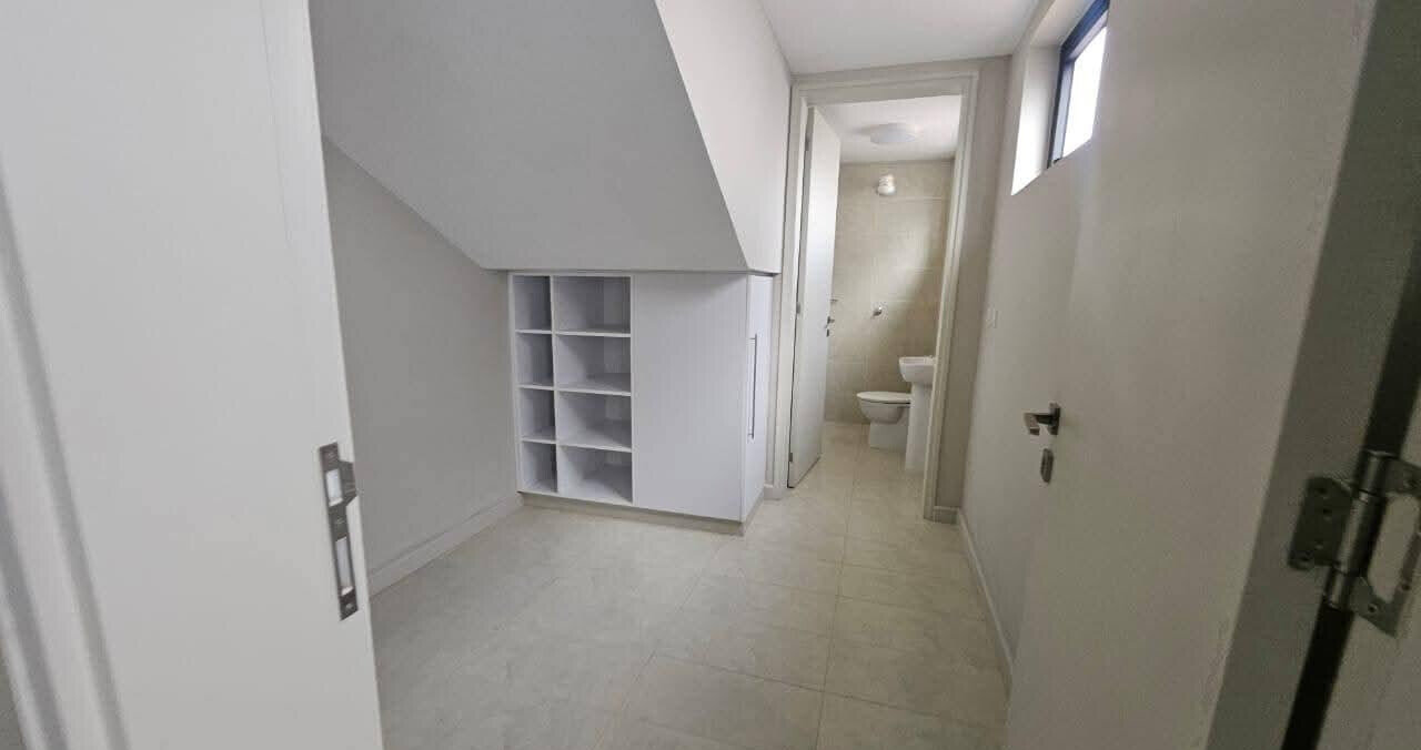 4BR All-Ensuite Townhouse with Pool & Gym Access - Runda