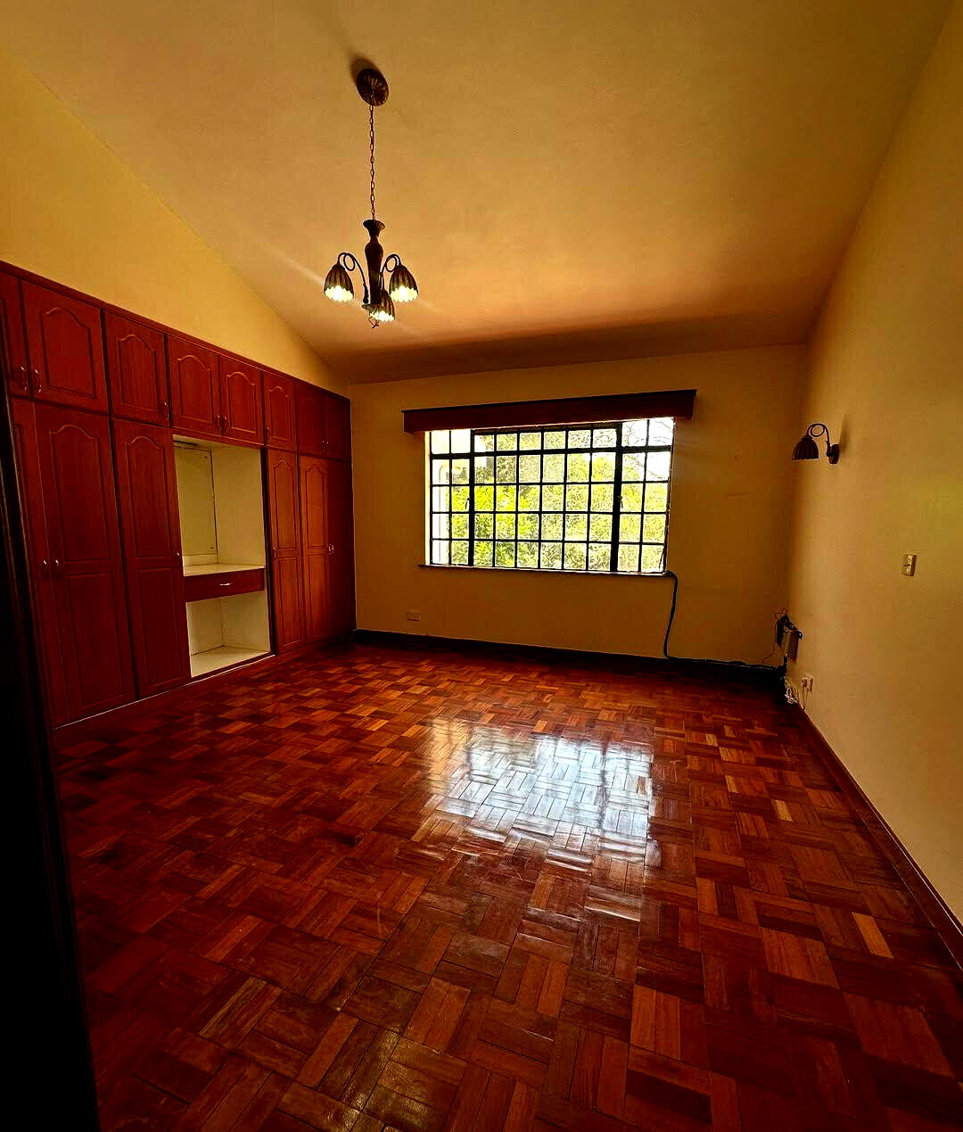 All-Ensuite 5BR Townhouse with DSQ & Generator - Lavington