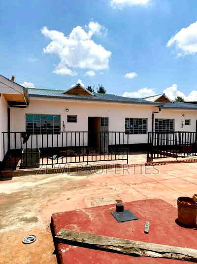 4bdrm Bungalow in Ngong Town for rent - Image 10