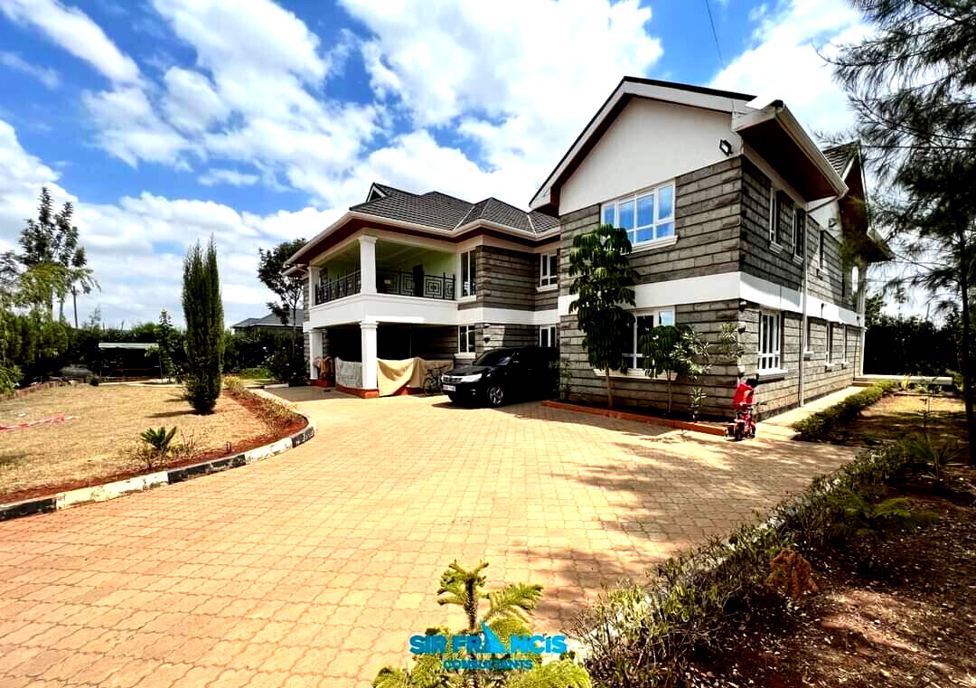 5BR Townhouse with DSQ & Huge Balconies - Syokimau