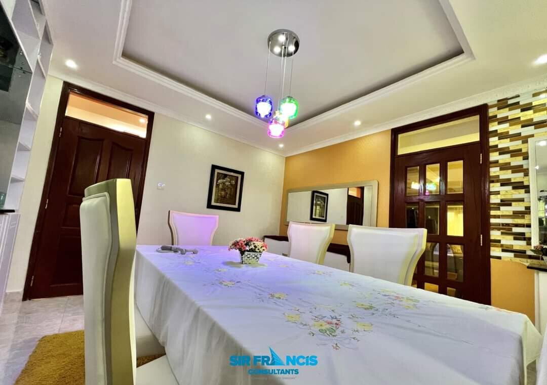 5BR Townhouse with DSQ & Huge Balconies - Syokimau