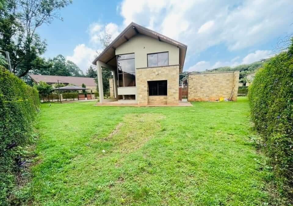 4-Ensuite Villa with DSQ & Clubhouse Gym-Pool – Karen