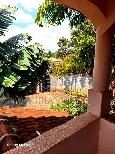 4bdrm Bungalow in Mugutha, Ruiru for rent - Image 3