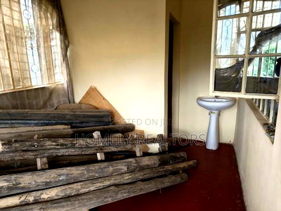 3bdrm Bungalow in Kiserian for sale - Image 13