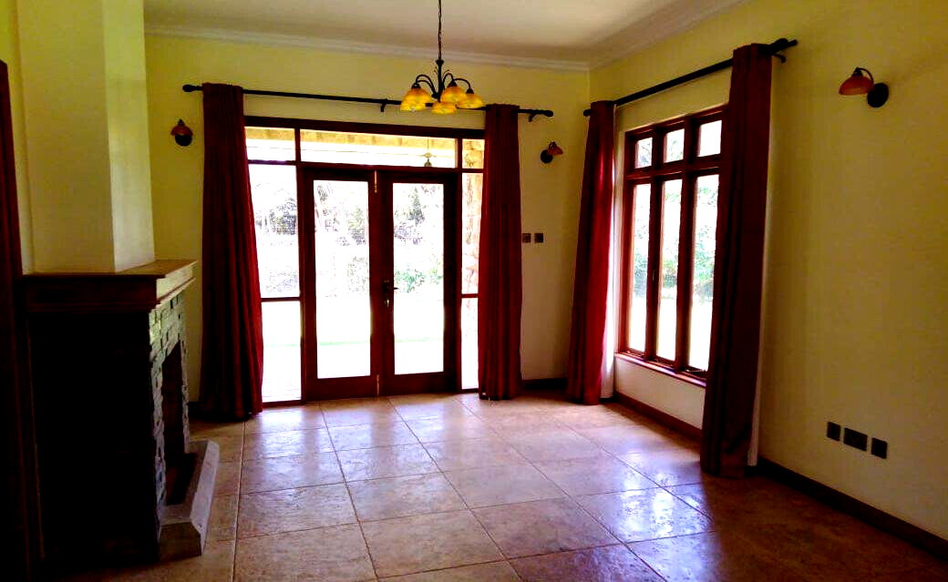 Rustic 5-Bed Townhouse with Wood & LED Finishes – Karen