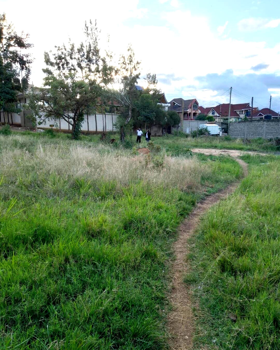 50x100 Plot in Membley for KSh 7M