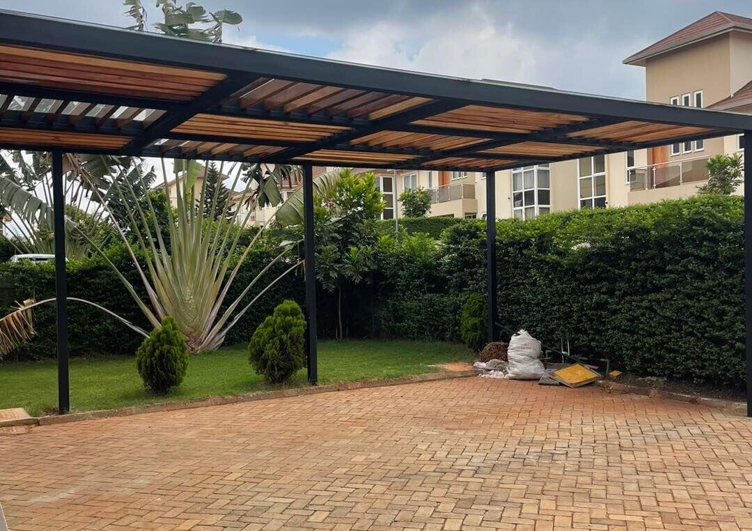 4BR Townhouse with Rooftop Terrace & Home Office - Runda