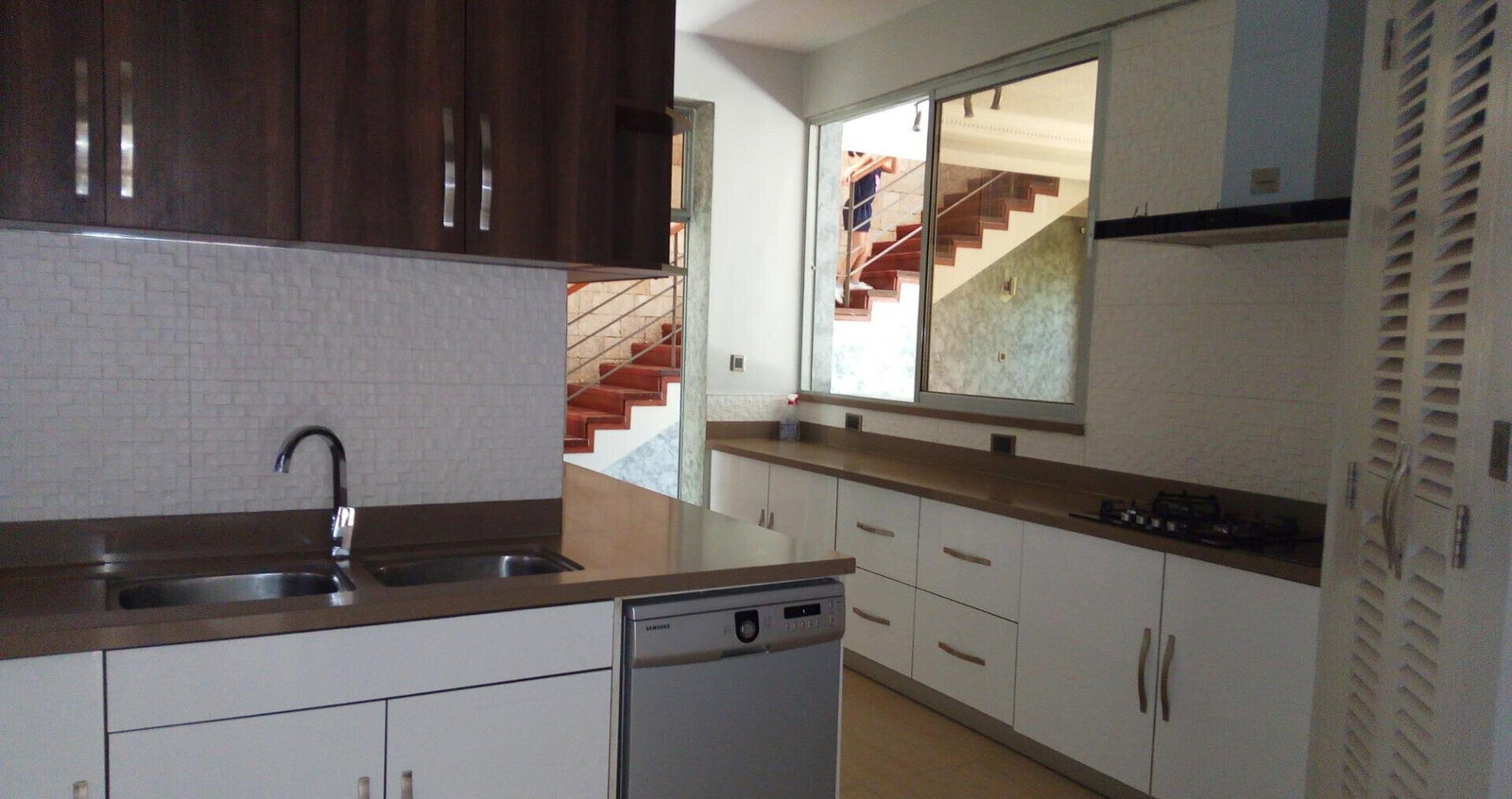 Triplex Villa with Private Garden & Heated Pool Access - Kileleshwa