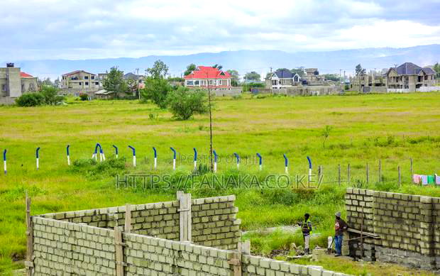 Residential Plots in Katani, 50 by 100 Ww^