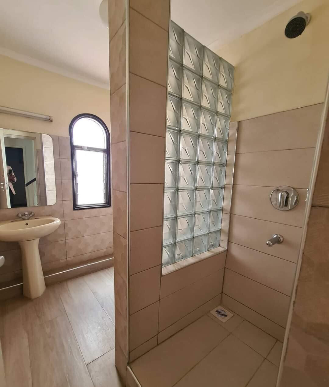 4BR Villa with DSQ & Garden - Kileleshwa Gated Community