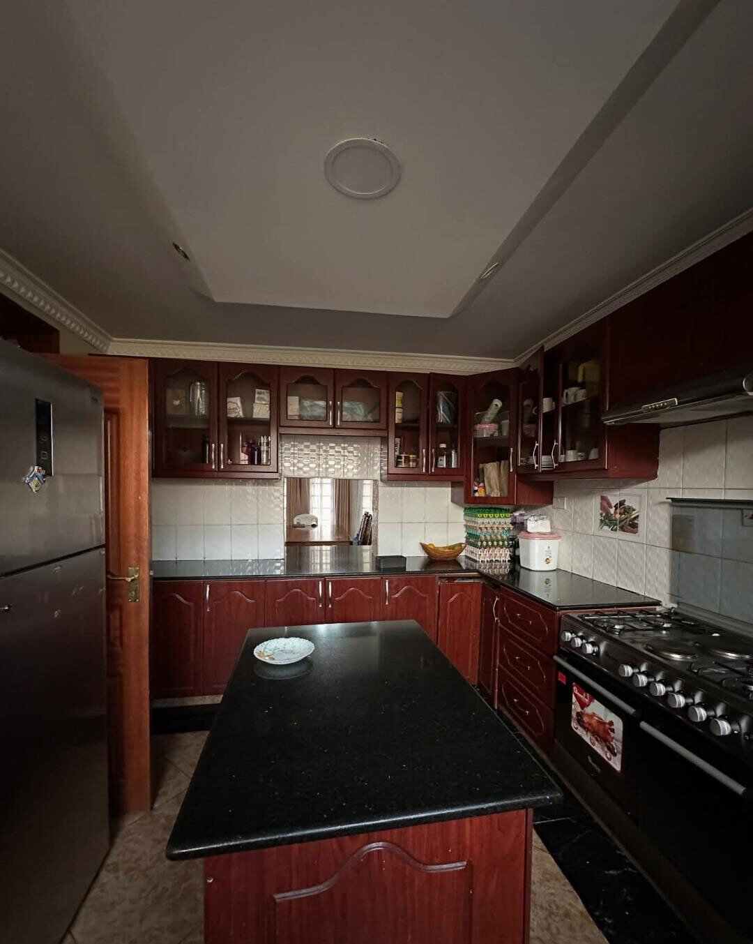 7-Bedroom Home with 20,000L Water Reserve – Langata