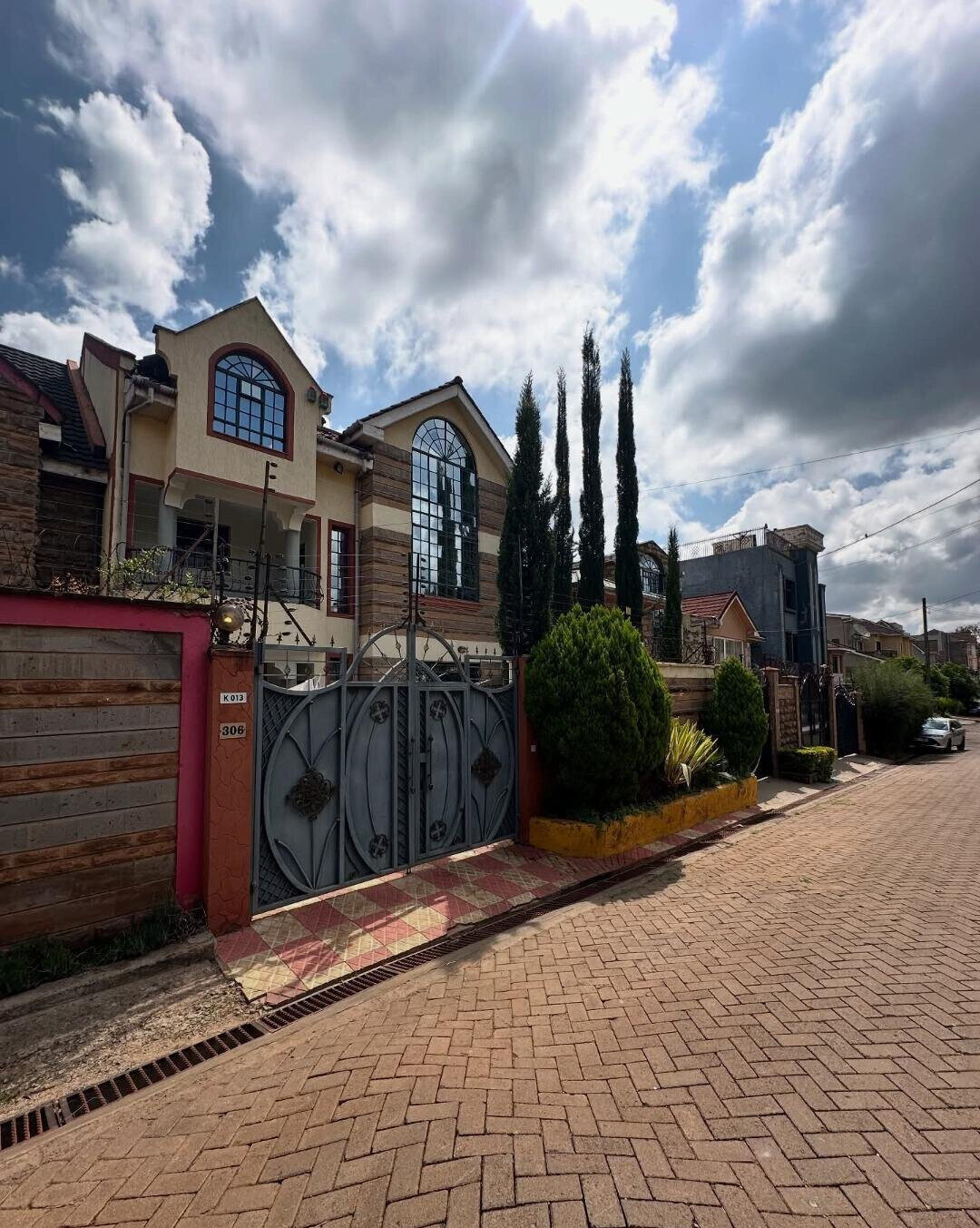 7-Bedroom Home with 20,000L Water Reserve – Langata