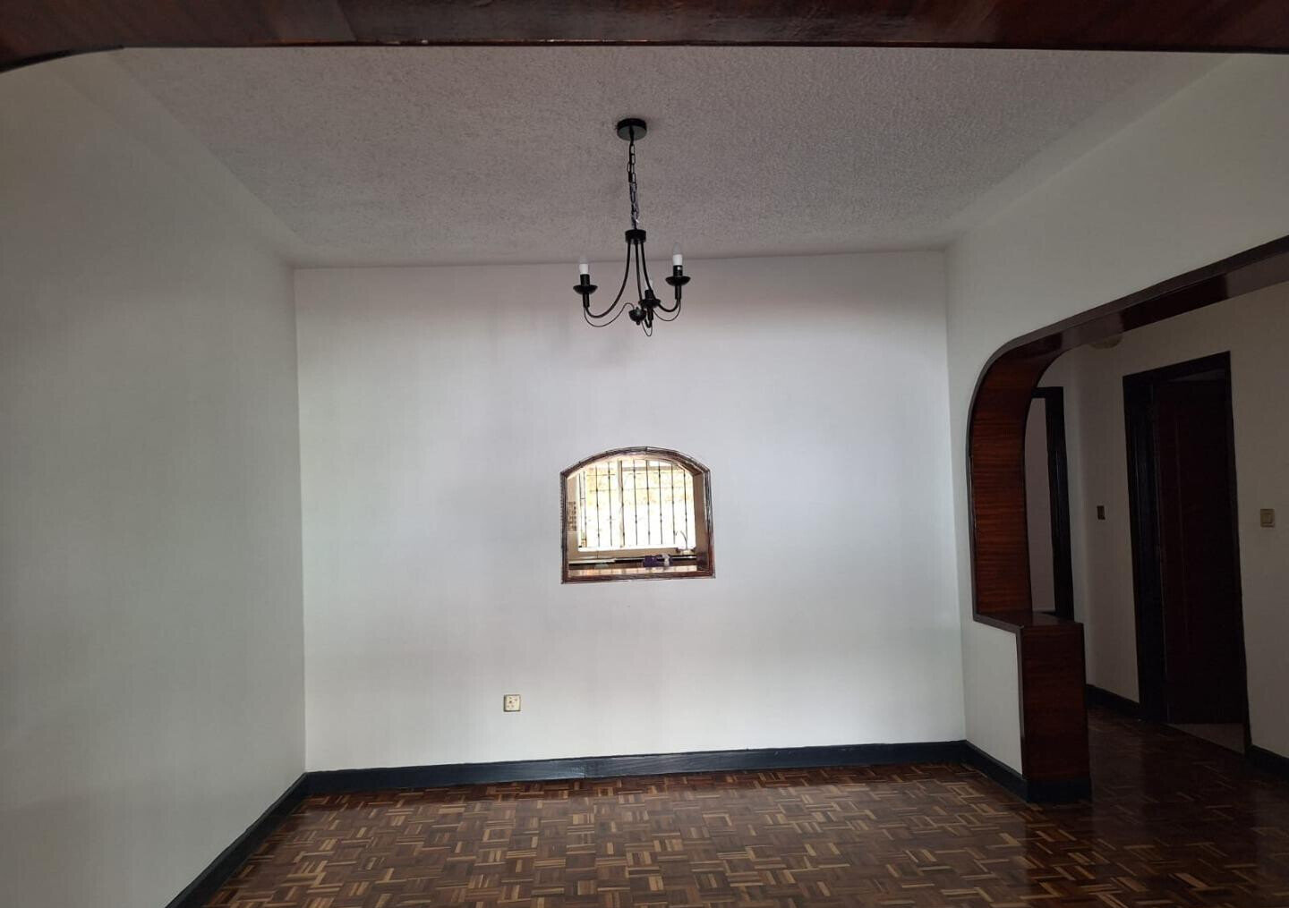 4BR Townhouse with DSQ & Wooden Floors - Westlands