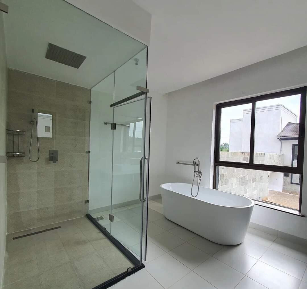 5-Ensuite Townhouse with Clubhouse & Pool – Karen Gated Community