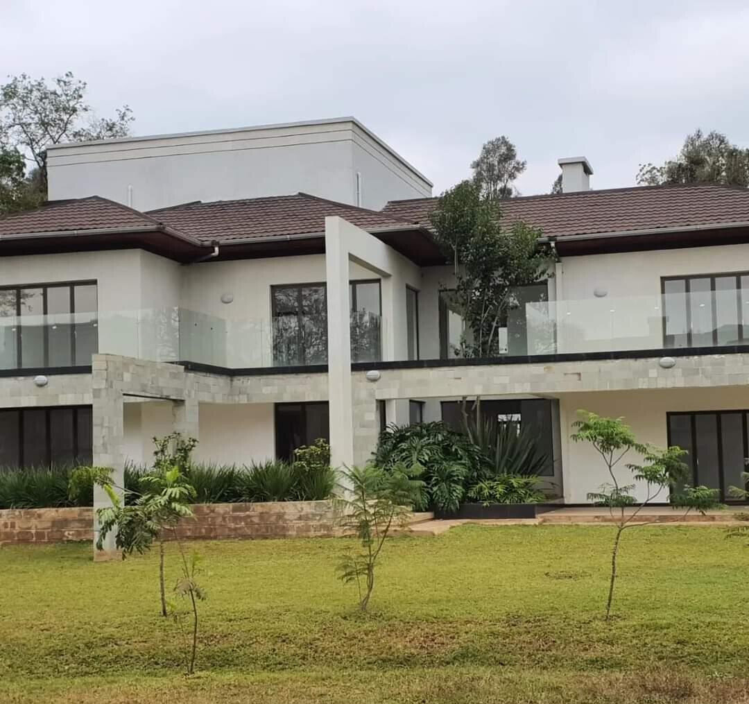 5-Ensuite Townhouse with Clubhouse & Pool – Karen Gated Community